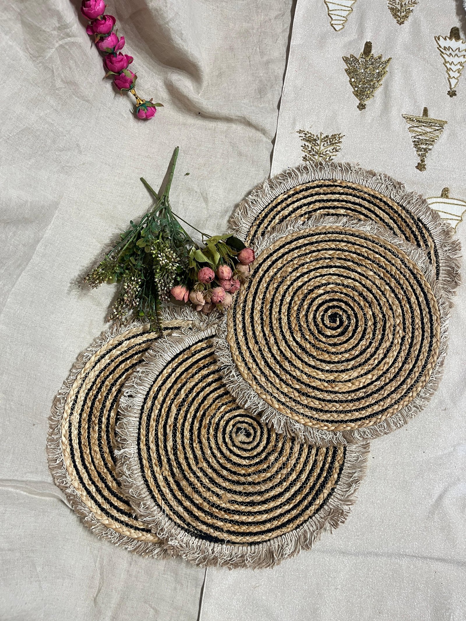 Jute round place mats Black Beige