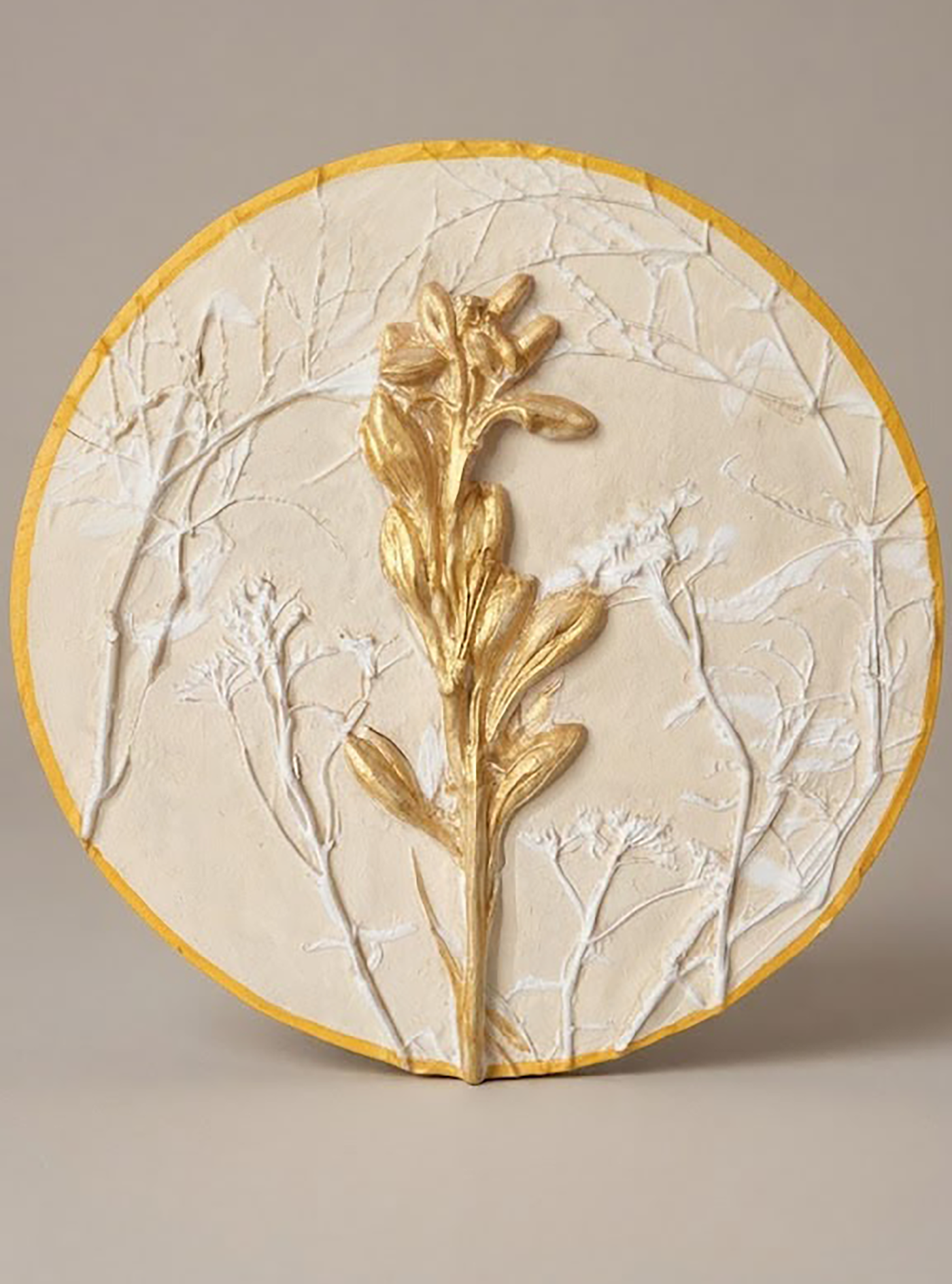 RAJNIGANDHA BAS-RELIEF DIFFUSER