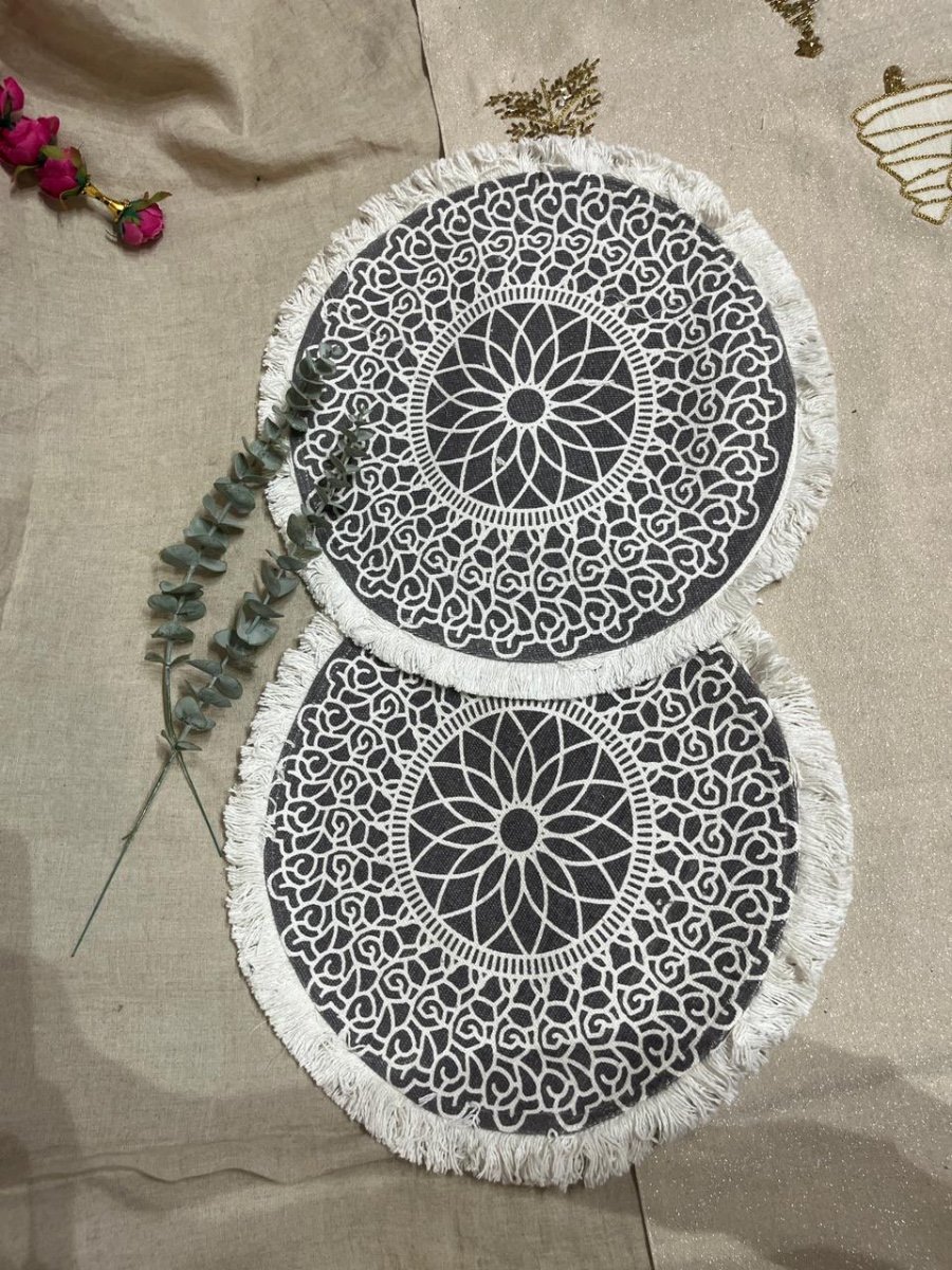Garden Harvest Hand-Beaded Carrot Round Placemat (Set of 2) photo 3